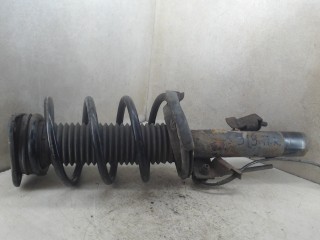 Стойка передняя правая Ford Focus 2 2004-2008