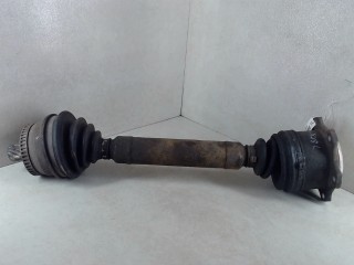 Полуось передняя левая (приводной вал, шрус) Volkswagen Passat B5 2000-2005