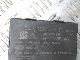Блок управления бесключевым доступом, ориг. номер 3Q0959435F, Volkswagen Passat B8 2014-2021