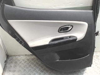 Обшивка двери задней левой (дверная карта) Kia Ceed 2 2015-2018