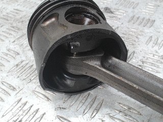 Поршень, Opel Insignia 1 2008-2013