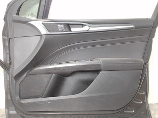 Обшивка двери передней правой (дверная карта) Ford Mondeo 5 2014-2019