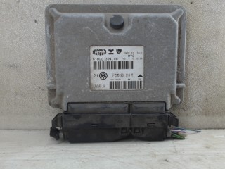 Блок управления двигателем Volkswagen Golf 4 1997-2006