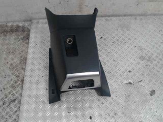 Консоль салона (кулисная часть) Mazda 5 1 2005-2007