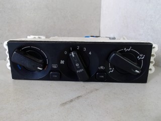 Блок управления печки/климат-контроля Mitsubishi Space Star 1 1998-2002