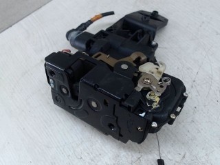 Замок двери передней правой Volkswagen Passat B5 1996-2001