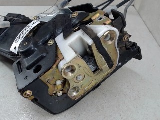 Замок двери передней правой Mazda 6 1 2002-2005