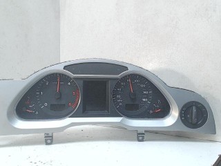 Щиток приборов (приборная панель) Audi A6 C6 (S6,RS6) 2004-2008