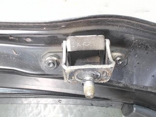 Петля двери, Nissan Juke 1 2010-2014