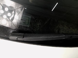 Щеткодержатель задний Nissan Juke 1 2010-2014