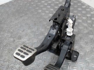 Педаль тормоза Volkswagen Bora 1998-2005