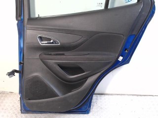 Обшивка двери задней правой (дверная карта) Opel Mokka 1 2012-2016