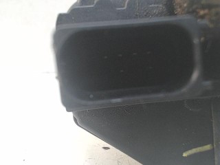 Замок двери задней правой, Opel Astra J 2009-2012