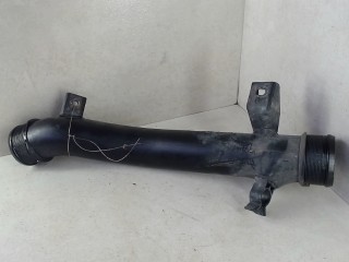 Патрубок интеркулера Volkswagen Passat B5 1996-2001