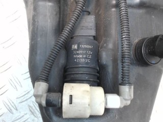 Бачок омывателя, Opel Astra J 2009-2012