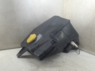 Бачок омывателя Mazda 6 1 2002-2005