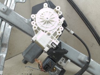 Стеклоподъемник передний левый Mitsubishi Colt 6 2002-2012