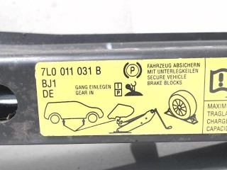 Домкрат, Volkswagen Touareg 1 2002-2007