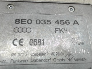 Усилитель антенны, ориг. номер 8E0035456A, Audi A4 B6 2000-2006