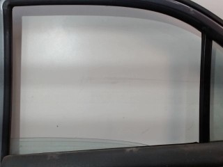 Стекло двери задней правой Kia Sorento 1 2002-2006