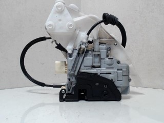Замок двери задней правой Volkswagen Passat B6 2005-2010