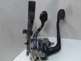Педаль тормоза Audi A4 B5 1994-1999