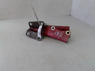 Петля капота Nissan Primera 11 1996-2000