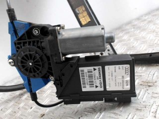 Стеклоподъемник задний правый Audi A4 B6 2000-2006