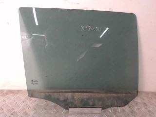 Стекло двери задней правой Opel Zafira B 2005-2008