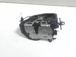 Замок двери задней левой BMW 3 E90/E91/E92/E93 2008-2013