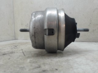 Подушка крепления двигателя Audi A4 B5 1994-1999