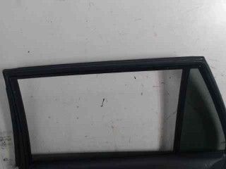 Стекло двери задней правой Mitsubishi Lancer 9 1997-2002