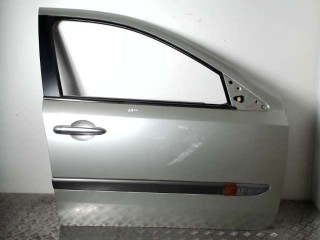 Стекло двери передней правой Renault Laguna 2 2001-2005