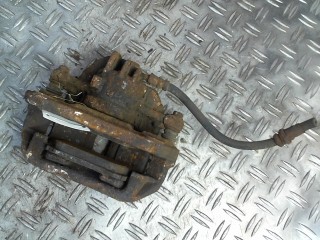 Суппорт передний правый Mitsubishi Carisma 1999-2004