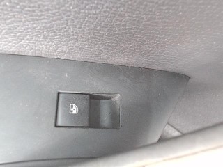 Кнопка стеклоподъемника переднего левого, Opel Astra J 2009-2012