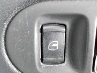 Кнопка стеклоподъемника переднего правого Volkswagen Bora 1998-2005