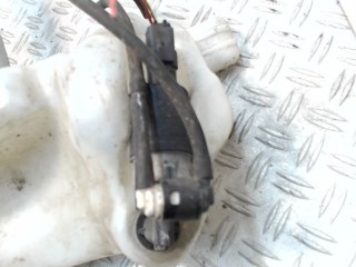 Насос (моторчик) омывателя стекла Citroen C4 Grand Picasso 1 2006-2013