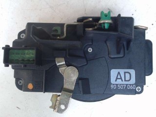 Замок двери передней правой Opel Vectra B 1995-2000