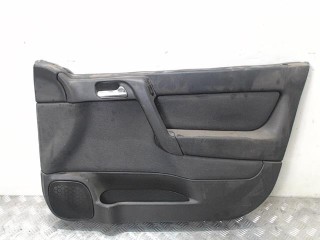 Обшивка двери передней правой (дверная карта) Opel Astra G 1998-2009
