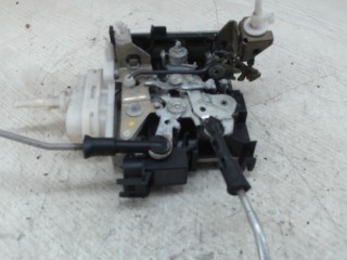 Замок двери передней правой Audi A4 B5 1994-1999
