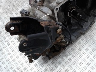 Кронштейн КПП Mazda 626 GE 1991-1997