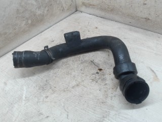 Патрубок (трубопровод, шланг) Volkswagen Passat B5 2000-2005