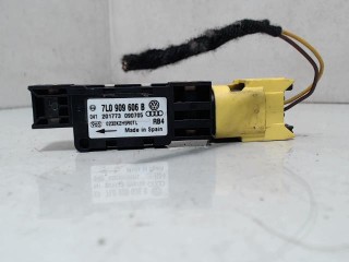 Датчик удара Volkswagen Touareg 1 2002-2007