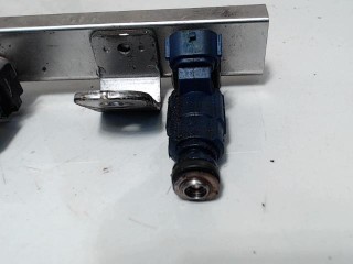 Форсунка Kia Ceed 1 2006-2010