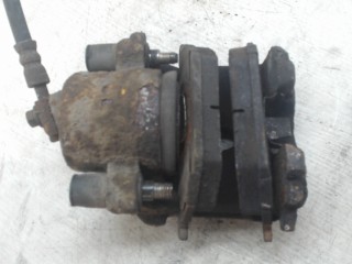 Суппорт передний правый Volkswagen Bora 1998-2005