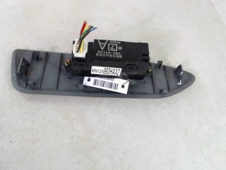Кнопка стеклоподъемника переднего правого, Mitsubishi Lancer 9 2003-2010