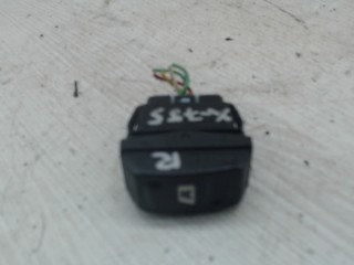 Кнопка стеклоподъемника переднего правого Citroen Xsara Picasso 1999-2004