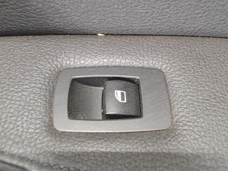 Кнопка стеклоподъемника заднего правого, BMW X3 E83 2006-2010
