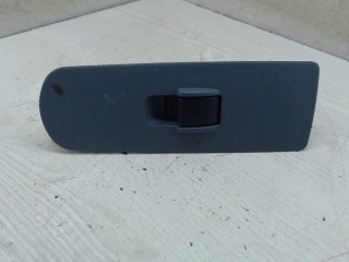 Кнопка стеклоподъемника переднего правого Mitsubishi Colt 6 2002-2012