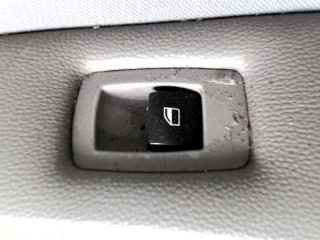 Кнопка стеклоподъемника переднего правого BMW 3 E90/E91/E92/E93 2004-2008